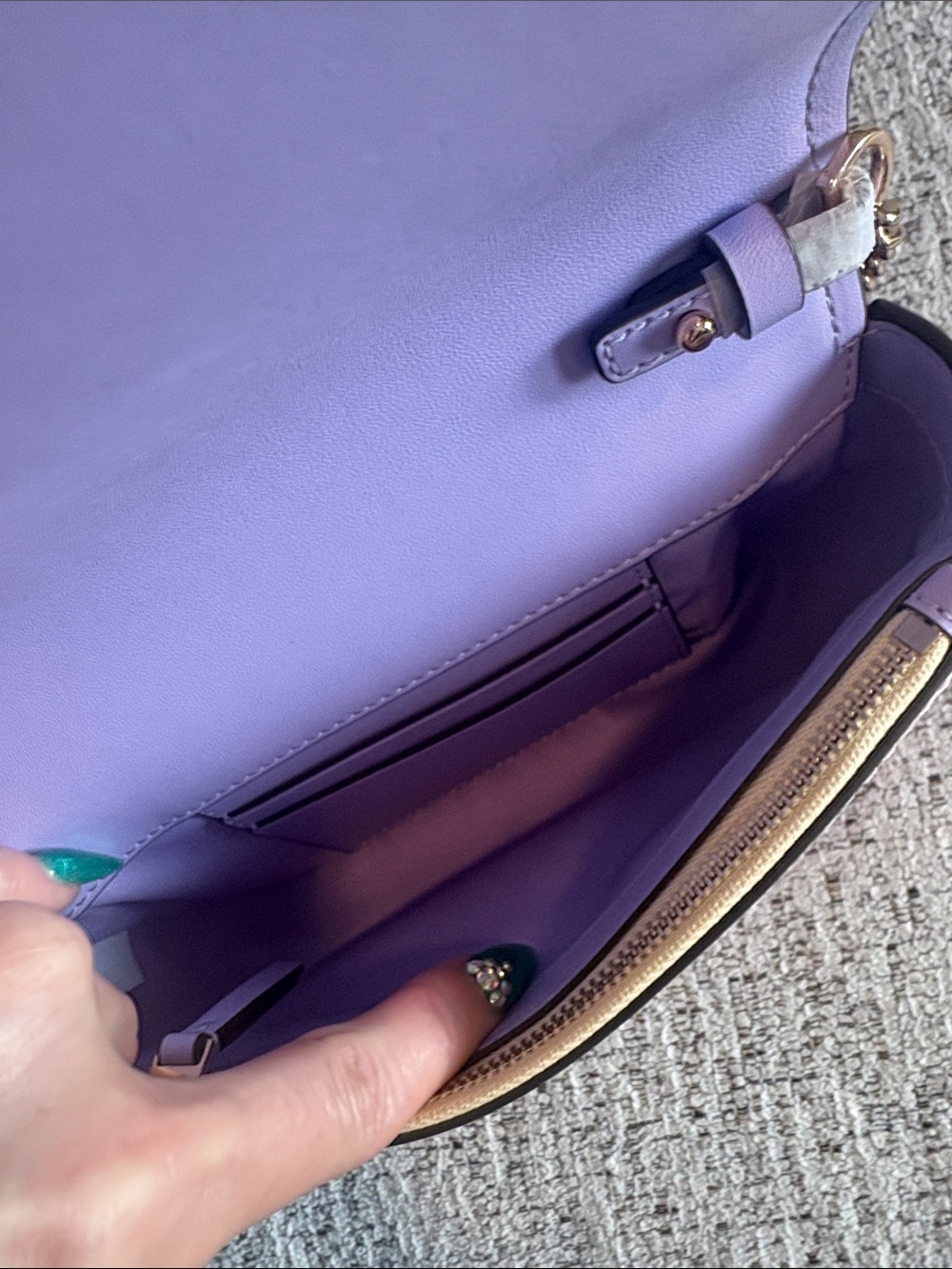 Tory Burch Lavender Gradient Crossbody with Gold Chain - Picture 5 of 7